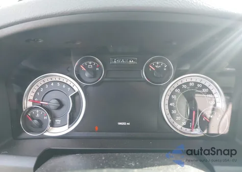 2018 Ram 1500 Big Horn 4X2 5'7 Box из США, поврежденный, VIN 1C6RR6LT8JS266496